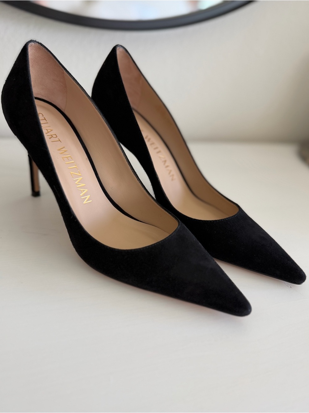 Stuart Weitzman Black Suede Pointed-Toe Pumps 7 1/2